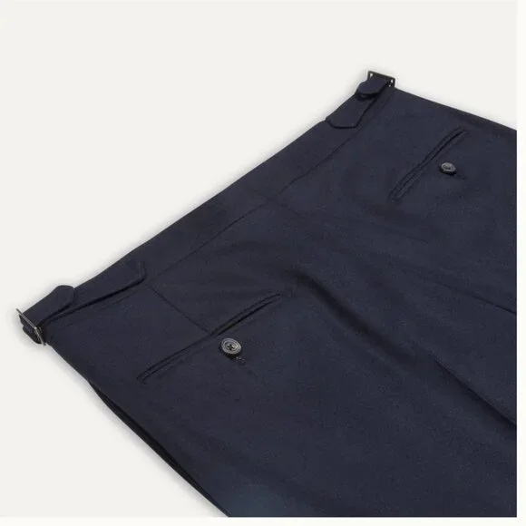 Drake's - Navy Wool Flannel Single Pleat Trouser - Size 46 (IT / EUR)